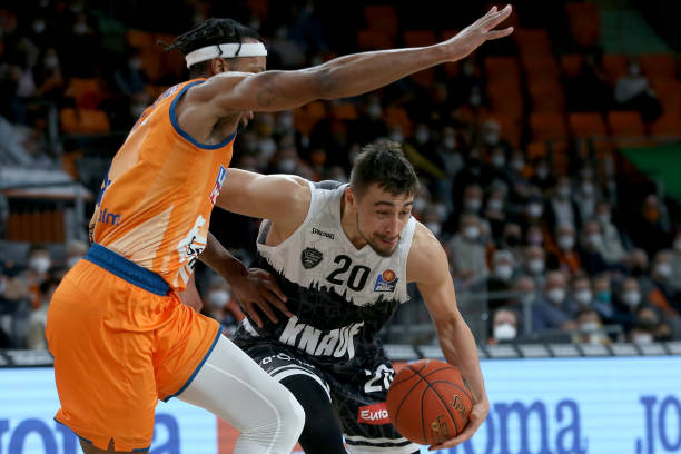 吉拉西的精 吉拉西的精