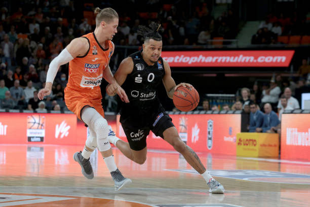 阿莫林的情 阿莫林的情