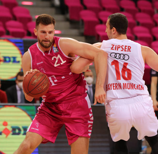 被罚空场作 被罚空场作