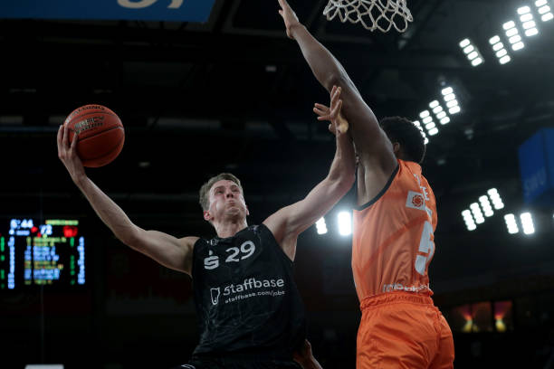 案例虚构 案例虚构